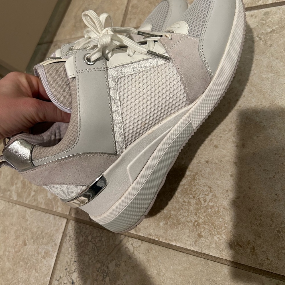Michael Kors Silver and White Lace-Up Sneakers - Picture 3 of 6